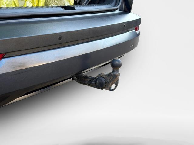 Skoda / Karoq / Schwarz / / / Karoq 2.0 TDI Style *AHK*LED*NAVI*ACC*E-HECK*