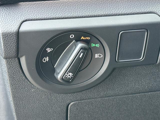 Volkswagen / T-Cross / Grau / / / KAMERA+IQ-LIGHT+SUNSET+PDC+SHZ+18 LM, Beispielbilder