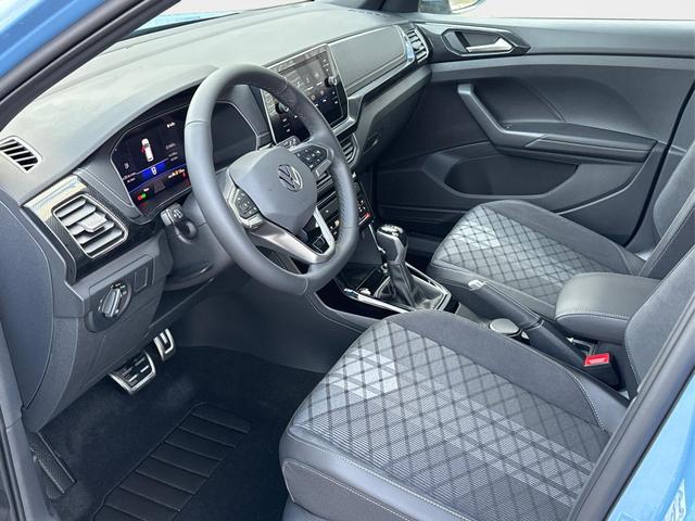 Volkswagen / T-Cross / Blau / / / KAMERA+IQ-LIGHT+SUNSET+PDC+SHZ+18 LM, Beispielbilder, ggf. teilweise mit Sonderausstattung