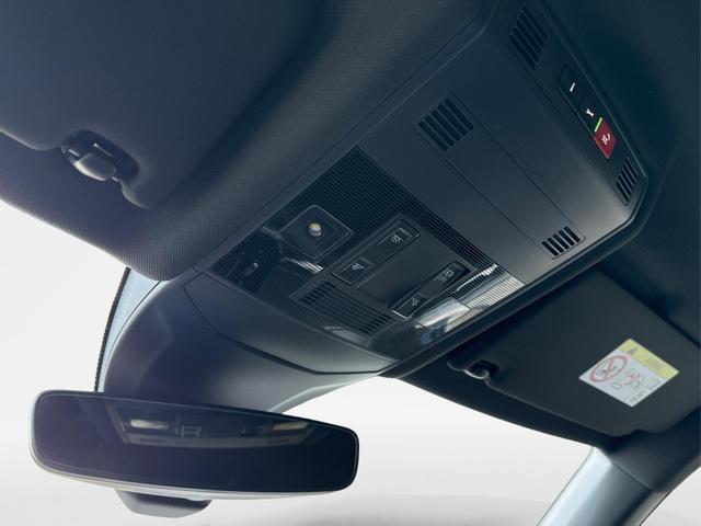 Volkswagen / T-Cross / Blau / / / KAMERA+IQ-LIGHT+SUNSET+PDC+SHZ+18 LM, Beispielbilder, ggf. teilweise mit Sonderausstattung