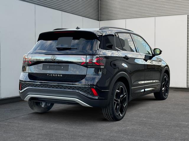 Volkswagen / T-Cross / Schwarz / / / AHK+KAMERA+IQ-LIGHT+SUNSET+PDC+18 LM, Beispielbilder, ggf. teilweise mit Sonderausstattung
