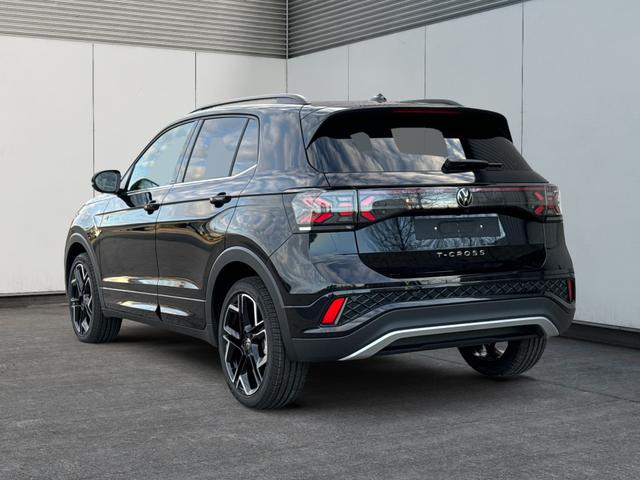 Volkswagen / T-Cross / Schwarz / / / AHK+KAMERA+IQ-LIGHT+SUNSET+PDC+18 LM, Beispielbilder, ggf. teilweise mit Sonderausstattung