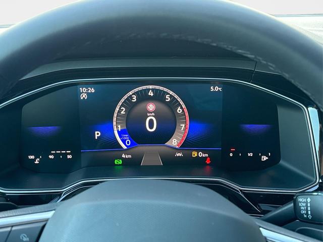 Volkswagen / Taigo / Grau / / / MATRIX+Keyless+KAMERA+18ALU+ACC+SHZ, Beispielbilder, ggf. teilweise mit Sonderausstattung