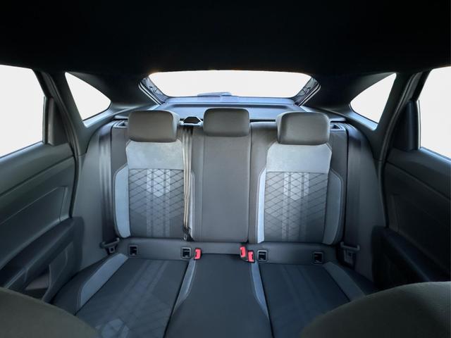 Volkswagen / Taigo / Grau / / / MATRIX+Keyless+KAMERA+18ALU+ACC+SHZ, Beispielbilder, ggf. teilweise mit Sonderausstattung