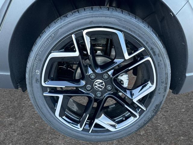 Volkswagen / Taigo / Silber / / / MATRIX+Keyless+KAMERA+18ALU+ACC+SHZ, Beispielbilder, ggf. teilweise mit Sonderausstattung