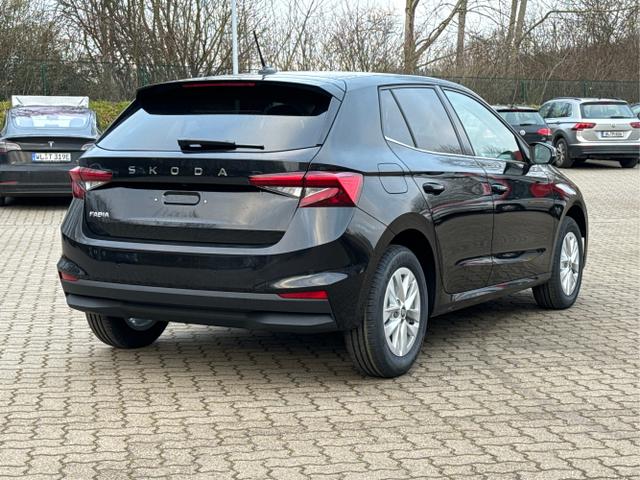 Skoda / Fabia / / / / DSG+5J GARANTIE+KAMERA+KESSY+LED