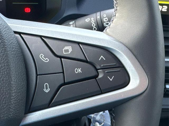 Dacia / Bigster / Grau / / / KAMERA+SHZ+LED+17 ALU