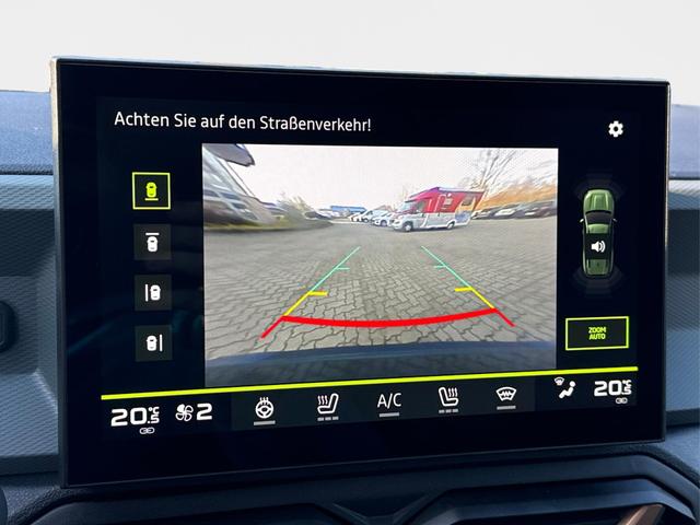 Dacia / Bigster / Gr&uuml;n / / / PANO+NAVI+ARKAMYS+KAMERA+SHZ+LED+18 ALU