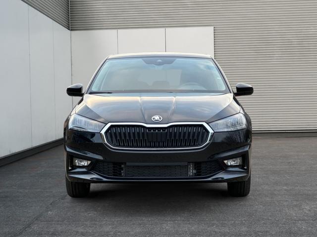 Skoda / Fabia / / / / DSG+5J GARANTIE+KAMERA+KESSY+LED