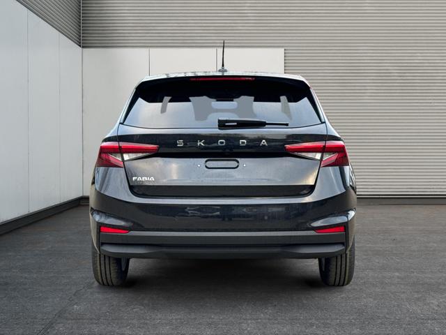 Skoda / Fabia / / / / DSG+5J GARANTIE+KAMERA+KESSY+LED