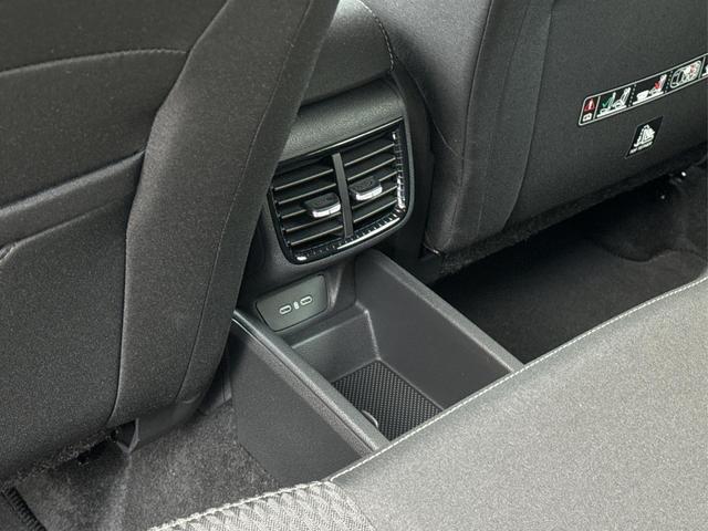 Skoda / Fabia / / / / DSG+5J GARANTIE+KAMERA+KESSY+LED