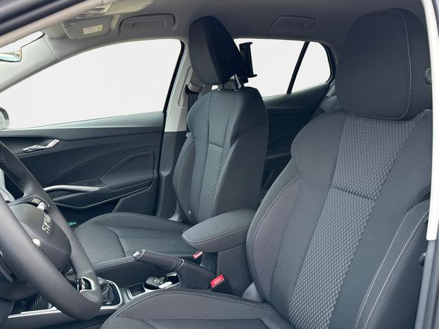 Skoda / Fabia / / / / DSG+5J GARANTIE+KAMERA+KESSY+LED