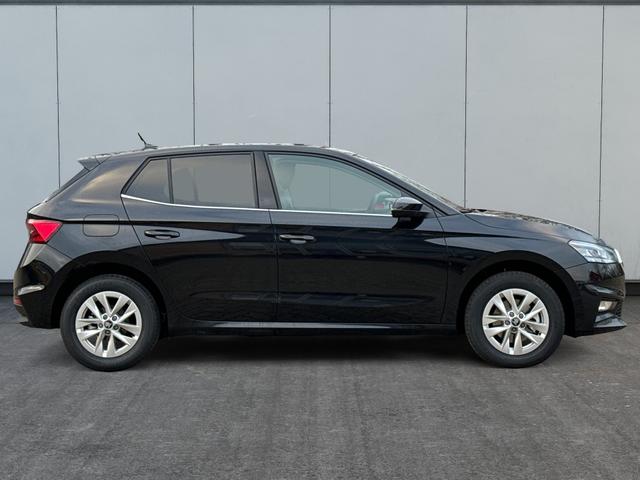 Skoda / Fabia / / / / DSG+5J GARANTIE+KAMERA+KESSY+LED