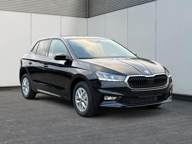 Skoda / Fabia / / / / DSG+5J GARANTIE+KAMERA+KESSY+LED