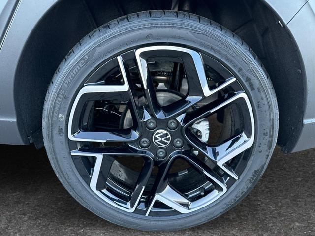 Volkswagen / Taigo / Silber / / / MATRIX+Keyless+KAMERA+18ALU+ACC+SHZ, Beispielbilder, ggf. teilweise mit Sonderausstattung