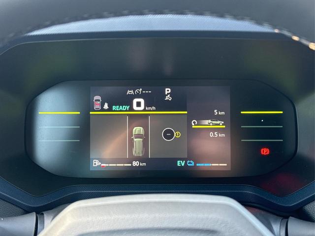 Dacia / Bigster / Grau / / / KAMERA+SHZ+LED+17 ALU