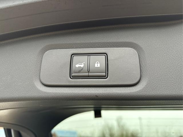 Nissan / Qashqai / Grau / / / FACELIFT+360&deg;KAMERA+ACC+PDC+EL. HECKKL. 