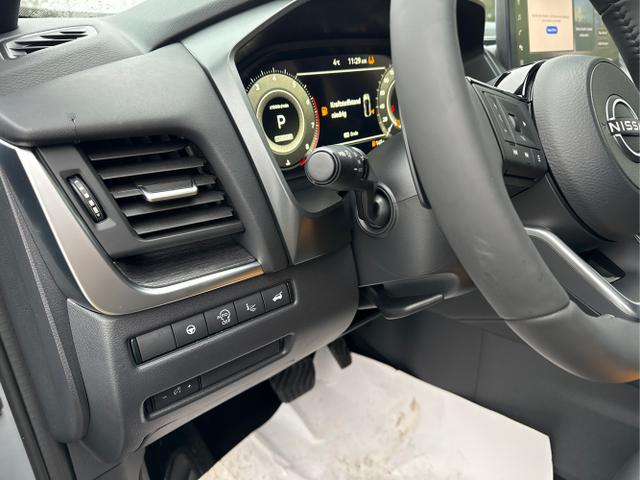 Nissan / Qashqai / Grau / / / FACELIFT+360&deg;KAMERA+ACC+PDC+EL. HECKKL. 