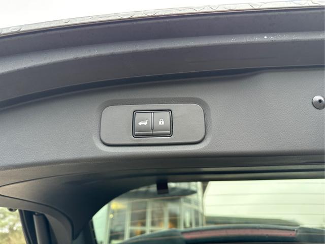 Nissan / Qashqai / Grau / / / FACELIFT+360&deg;KAMERA+ACC+PDC+EL. HECKKL. 