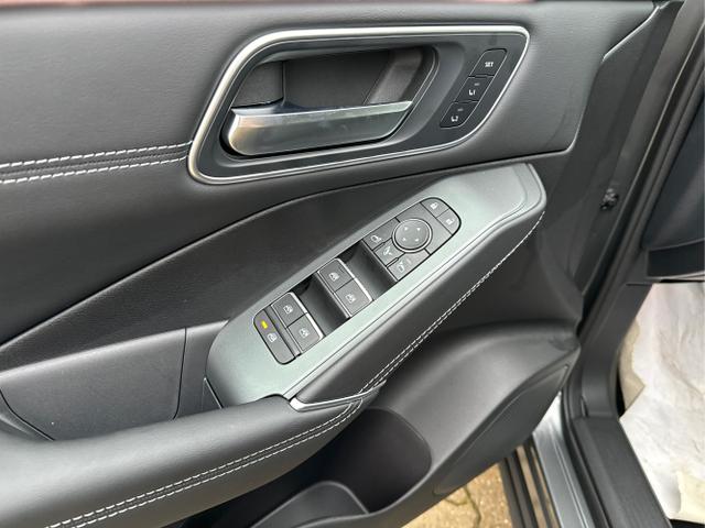 Nissan / Qashqai / Grau / / / FACELIFT+360&deg;KAMERA+ACC+PDC+EL. HECKKL. 