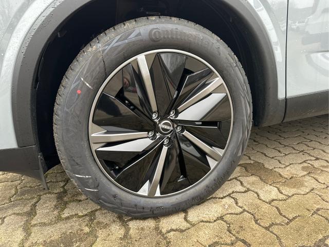 Nissan / Qashqai / Grau / / / FACELIFT+360&deg;KAMERA+ACC+PDC+EL. HECKKL. 