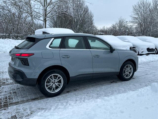 Audi / Q3 / Grau / / / AHK+NAVI+KAMERA+PDC+EL.HECKKL.+LED