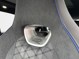 Volkswagen Tiguan R-Line People PLUG-IN+PANO+AHK+HD MATRIX+NAVI+BLACK STYLE+20"LM+ACC 