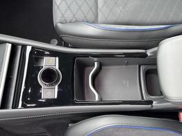 Volkswagen Tiguan R-Line People PLUG-IN+PANO+AHK+HD MATRIX+NAVI+BLACK STYLE+20"LM+ACC 