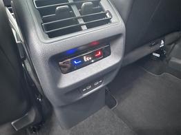 Volkswagen Tiguan R-Line People PLUG-IN+PANO+AHK+HD MATRIX+NAVI+BLACK STYLE+20"LM+ACC 