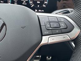 Volkswagen Tiguan R-Line People PLUG-IN+PANO+AHK+HD MATRIX+NAVI+BLACK STYLE+20"LM+ACC 