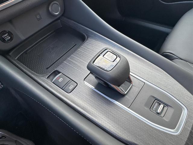 Nissan / Qashqai / Gelb / / / 