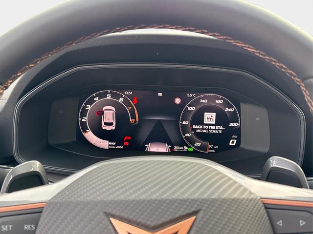 Cupra / Leon Sportstourer / Gelb / / / 