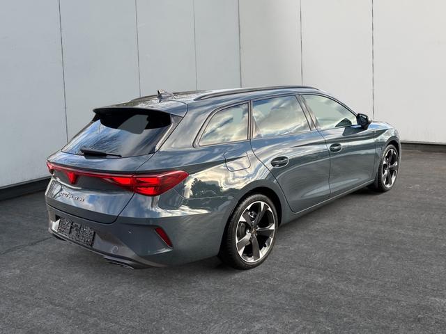 Cupra / Leon Sportstourer / Gelb / / / 