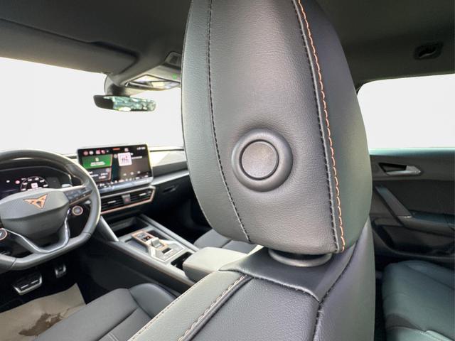 Cupra / Leon Sportstourer / Gelb / / / 