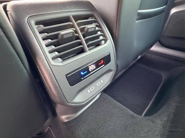 Cupra / Leon Sportstourer / Gelb / / / 