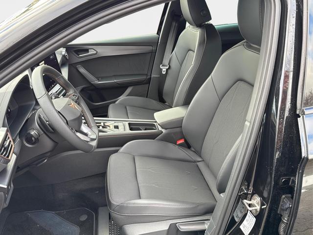 Cupra / Leon Sportstourer / Gelb / / / 