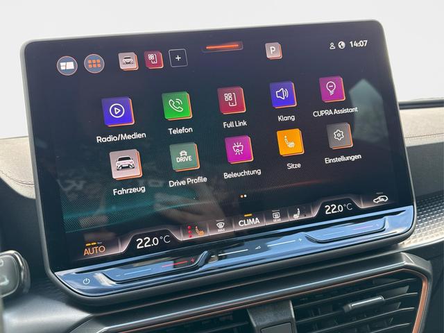 Cupra / Leon Sportstourer / Gelb / / / 