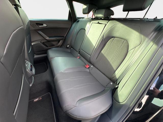 Cupra / Leon Sportstourer / Gelb / / / 