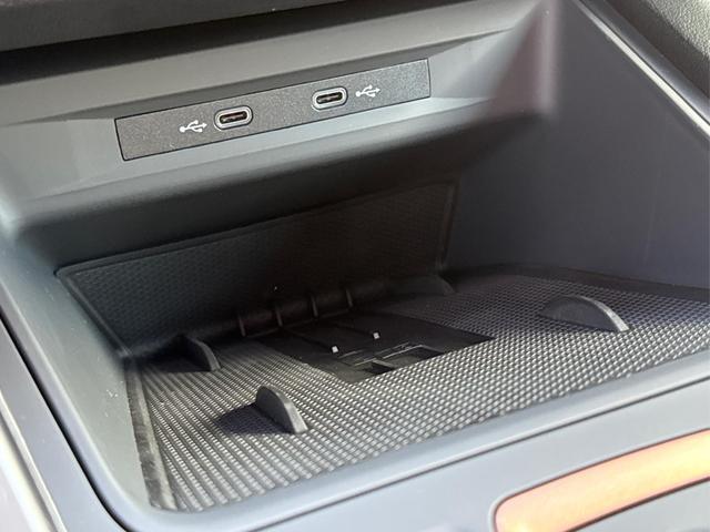 Cupra / Leon Sportstourer / Gelb / / / , Beispielbilder, ggf. teilweise mit Sonderausstattung