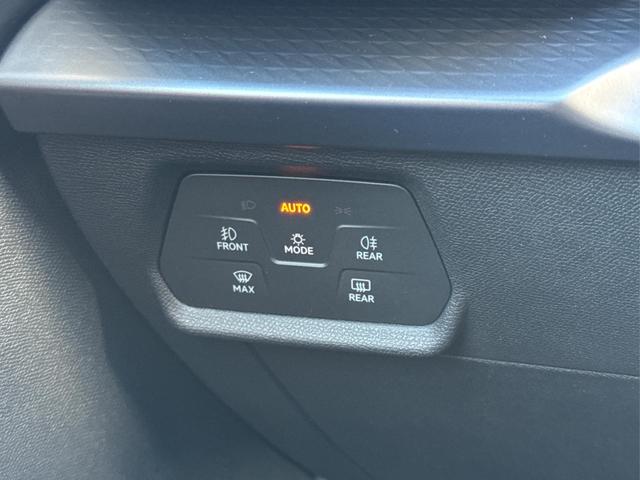 Cupra / Leon Sportstourer / Gelb / / / , Beispielbilder, ggf. teilweise mit Sonderausstattung