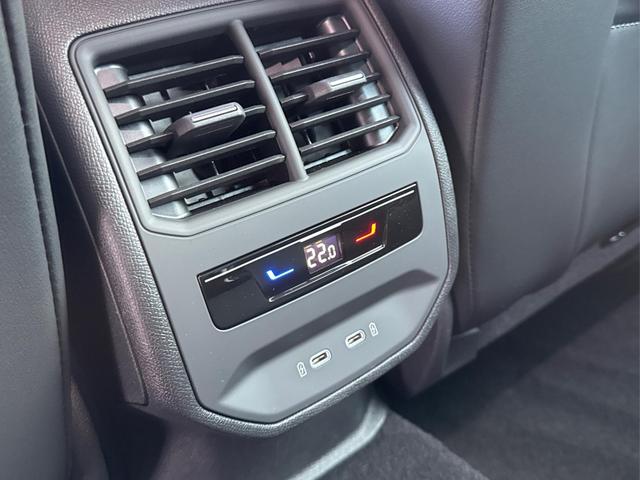 Cupra / Leon Sportstourer / Gelb / / / , Beispielbilder, ggf. teilweise mit Sonderausstattung