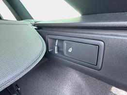 Cupra Leon Sportstourer ST eHK+KAMERA+SHZ+ACC+LED+18" LM+PDC 