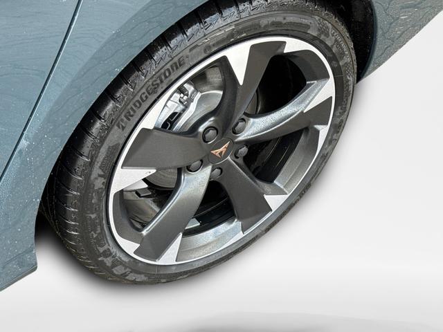 Cupra / Leon Sportstourer / Gelb / / / 