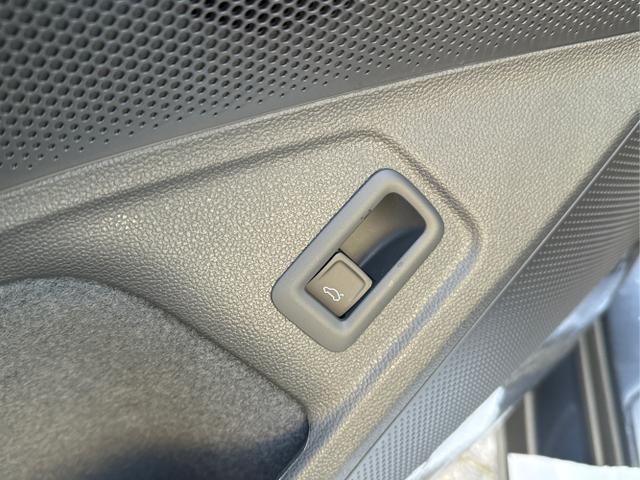 Skoda / Superb Combi / / / / DSG+AHK+NAVI+EL. HECKKL.+SHZ V+H+KAMERA+LED, Beispielbilder