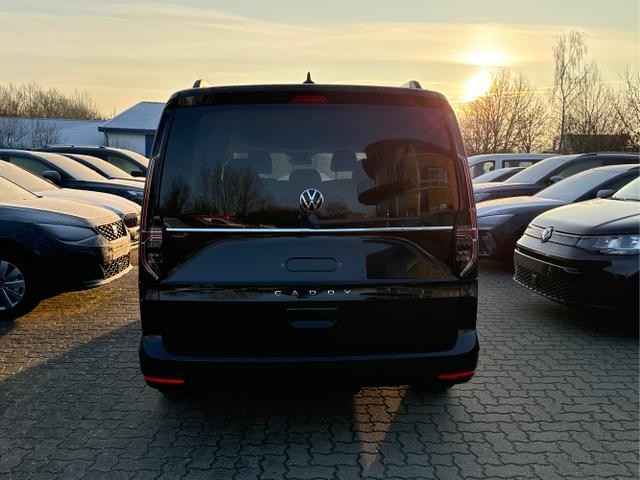 Volkswagen / Caddy Maxi / / / / Caddy Maxi NAVI+AHK+ACC+SHZ+LED+KAMERA+PDC+LANE ASSIST