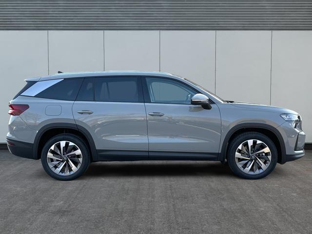 Skoda / Kodiaq / Grau / / / 4x4+PANO+AHK+MATRIX+KAMERA+eHK+19ALU, Beispielbilder