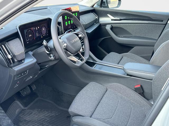 Skoda / Kodiaq / Grau / / / 4x4+PANO+AHK+MATRIX+KAMERA+eHK+19ALU, Beispielbilder