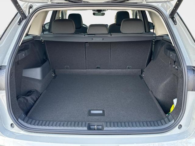 Skoda / Kodiaq / Grau / / / 4x4+PANO+AHK+MATRIX+KAMERA+eHK+19ALU, Beispielbilder