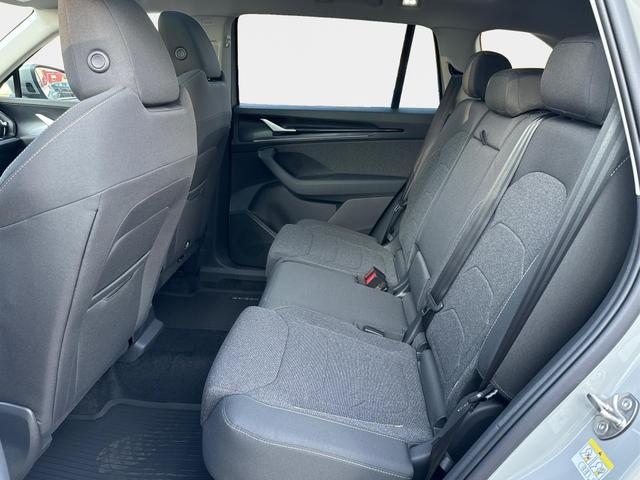 Skoda / Kodiaq / Grau / / / 4x4+PANO+AHK+MATRIX+KAMERA+eHK+19ALU, Beispielbilder