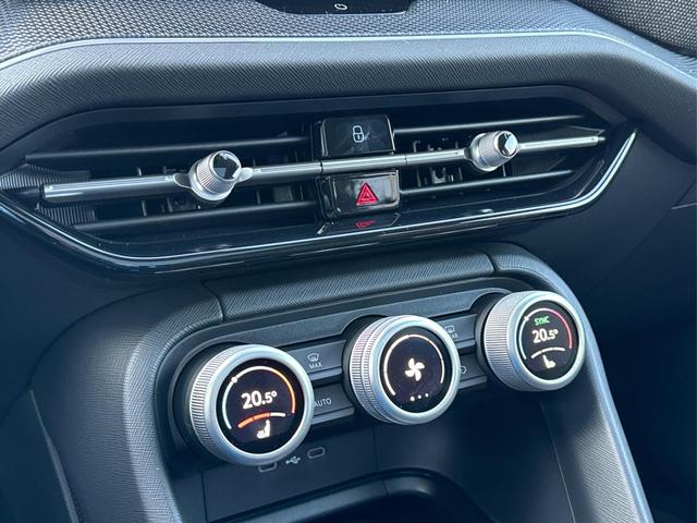 Skoda / Kodiaq / Grau / / / 4x4+PANO+AHK+MATRIX+KAMERA+eHK+19ALU, Beispielbilder